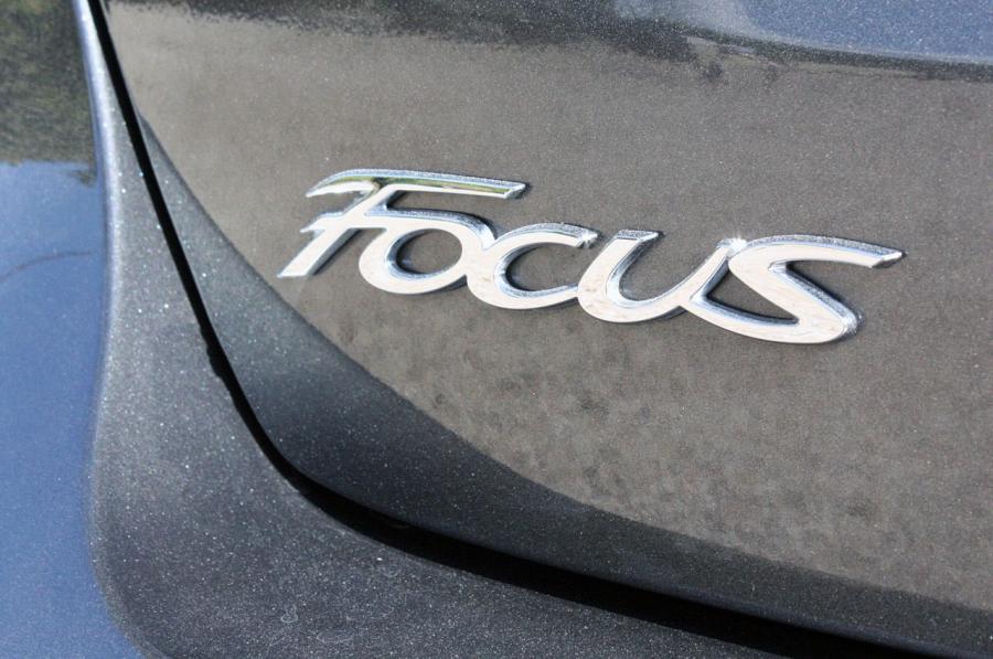  Ford Focus 1.0L EcoBoost 2014 года  (фото 8 из 27)